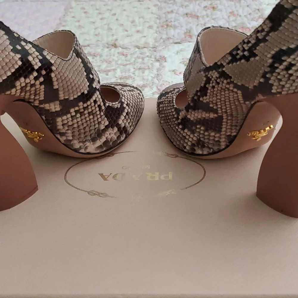 Prada python ankle strap marry jane pumps Calzature Donna Cipria button hot 37 7 - Picture 8 of 17